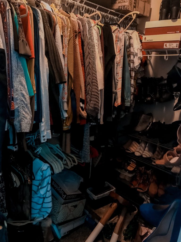 SMALL CLOSET ORGANIZATION TIPS & HACKS by popular Nashville style blogger Nashville Wifestyles