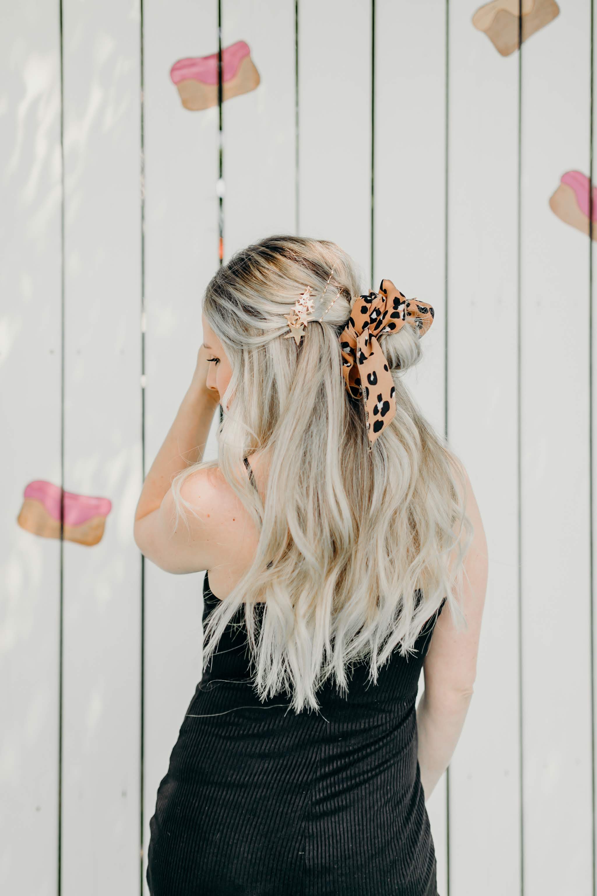 How to wear hair accessories  The best way to dress up any