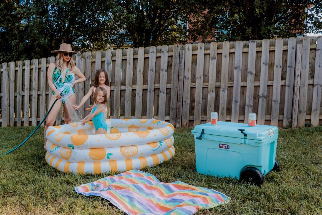 Top Nashville Lifestyle blogger, Nashville Wifestyles shares her Top 10 Festive Luau Party Decorations for this Summer