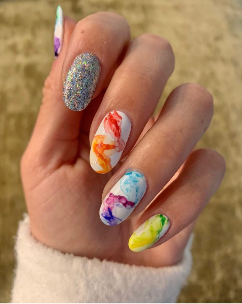 Top Nashville Lifestyle Blogger, Nashville Wifestyles introduces a new blog for summer nail beauty ideas.