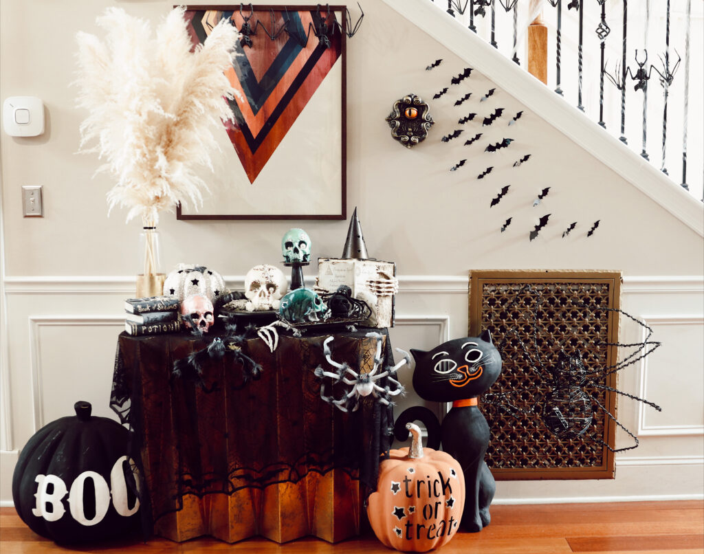 Top Nashville Lifestyle Blogger, Nashville Wifestyles shares her Top Halloween Home Decor Ideas for 2021. Click here for spooky!