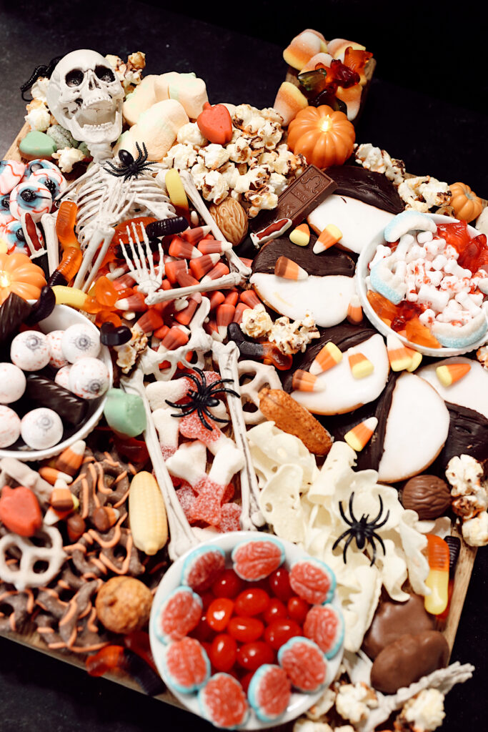 Top Nashville Lifestyle blogger, Nashville Wifestyles shares her Spooky Halloween Charcuterie Board Essentials! Click here to see more NOW!