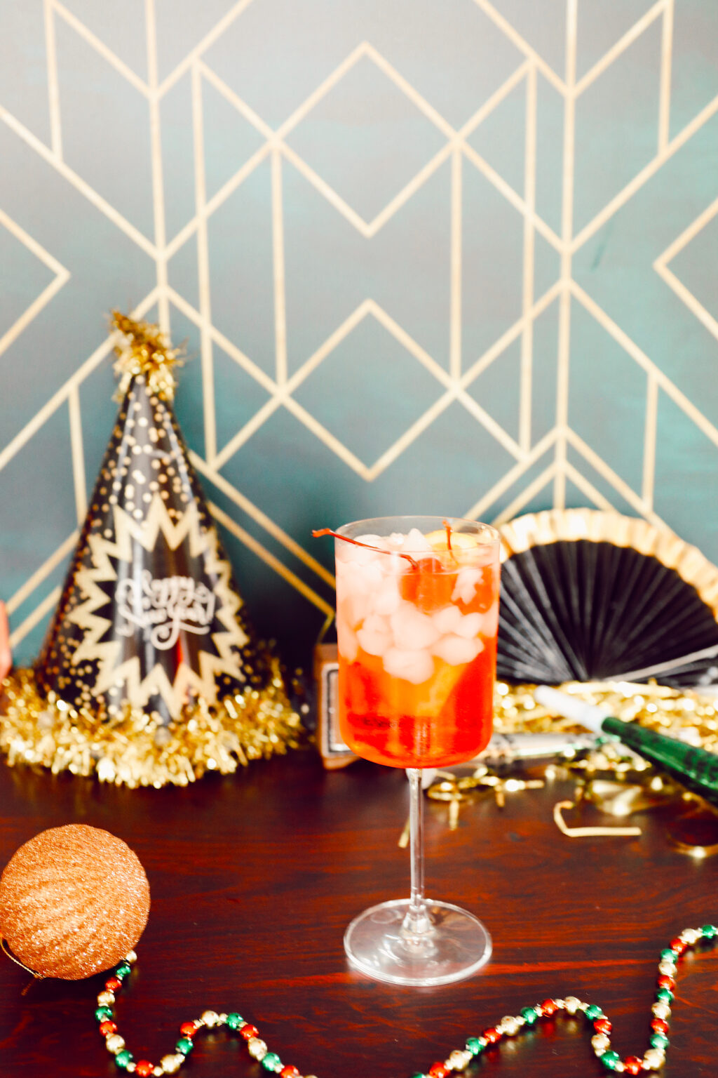 NYE Cocktail Ideas: Champagne Shirley Temple | Nashville Wifestyles