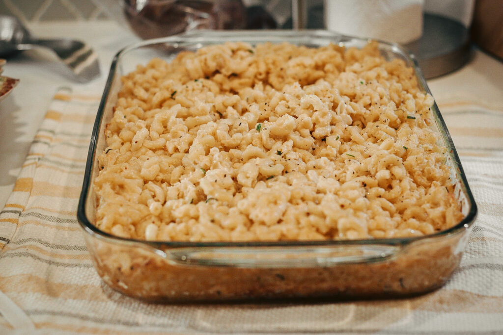 Top Nashville Lifestyle blogger, Nashville Wifestyles shares The Best Truffle Mac N Cheese Recipe! Click here to see how to make it now! 